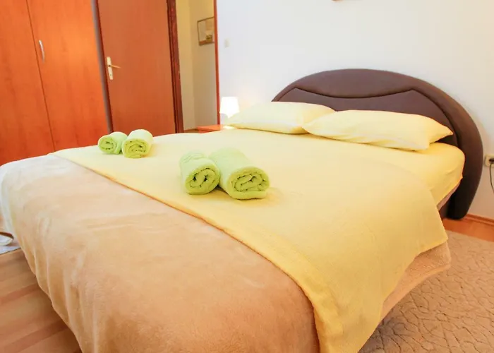 Lavanda דירה פג