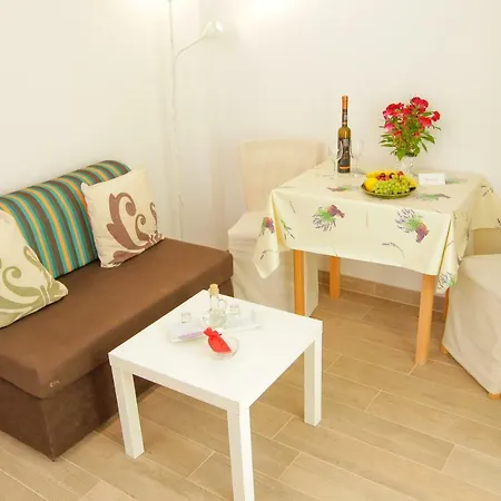 Lavanda Apartment Pag Town