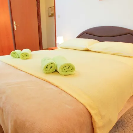 Lavanda Apartment Pag Town